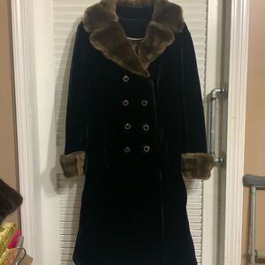 Vintage “YOU ARE WEARING THE ONE AND ONLY BORGAZIA “ Original 60’s .. Faux Fur